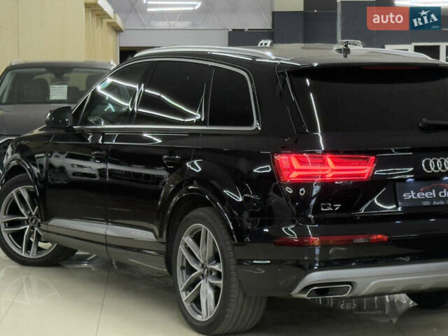 Ауди Ку 7 2016 в Николаеве на Automoto.ua Черный Ауди Ку 7, объемом двигателя 2.97 л и пробегом 328 тыс. км за 36490 $, фото 8 на Automoto.ua