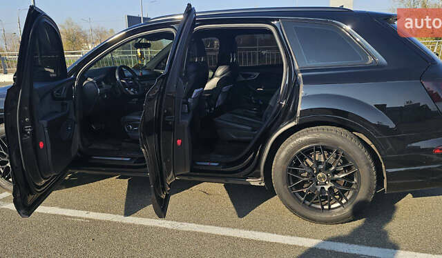 Ауди Ку 7 2016 в Киеве на Automoto.ua Черный Ауди Ку 7, объемом двигателя 2.97 л и пробегом 244 тыс. км за 35500 $, фото 31 на Automoto.ua