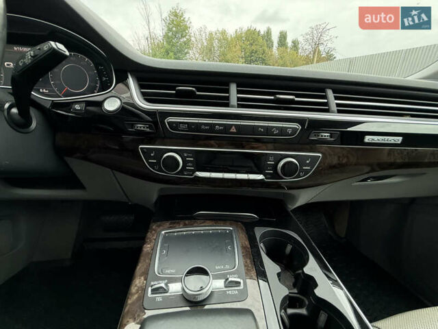 Чорний Ауді Ку 7, об'ємом двигуна 3 л та пробігом 220 тис. км за 17700 $, фото 7 на Automoto.ua
