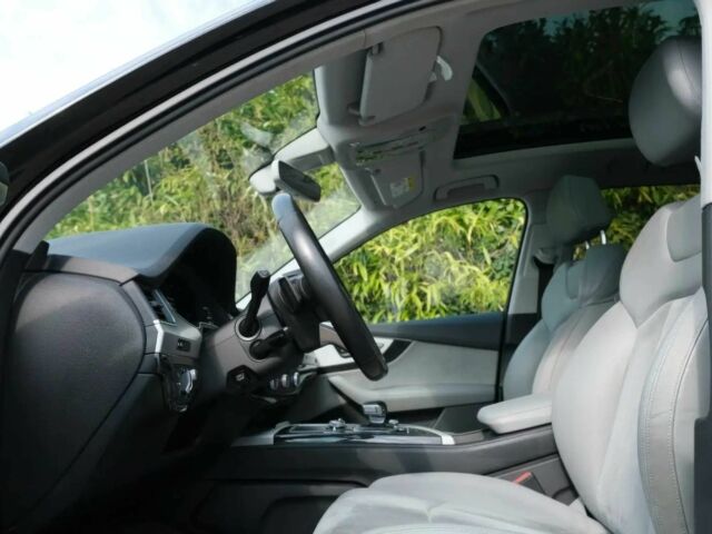 Ауді Ку 7 2016 у Одесі на Automoto.ua Чорний Ауді Ку 7, об'ємом двигуна 3 л та пробігом 77 тис. км за 13000 $, фото 9 на Automoto.ua
