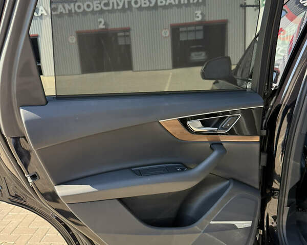 Черный Ауди Ку 7, объемом двигателя 3 л и пробегом 86 тыс. км за 39000 $, фото 12 на Automoto.ua