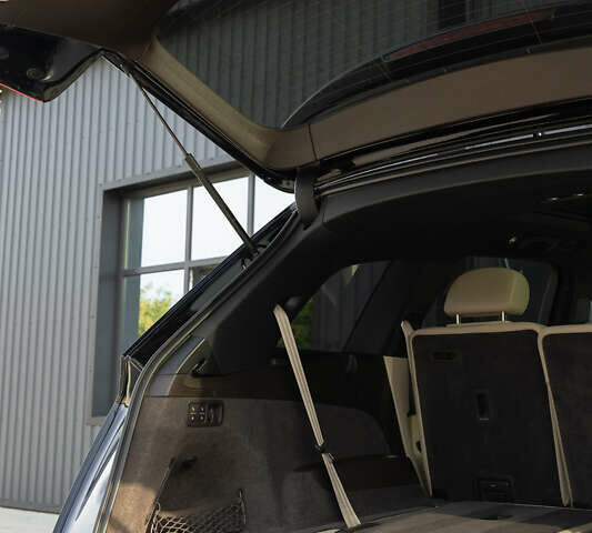 Чорний Ауді Ку 7, об'ємом двигуна 3 л та пробігом 151 тис. км за 22000 $, фото 139 на Automoto.ua