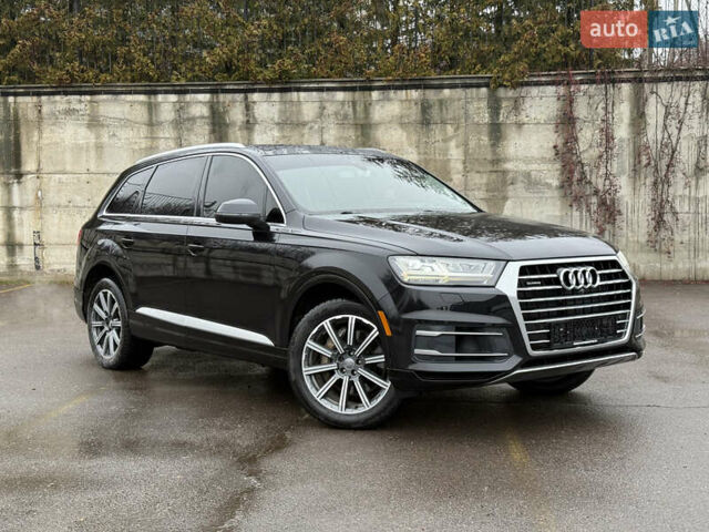 Черный Ауди Ку 7, объемом двигателя 3 л и пробегом 278 тыс. км за 20999 $, фото 1 на Automoto.ua