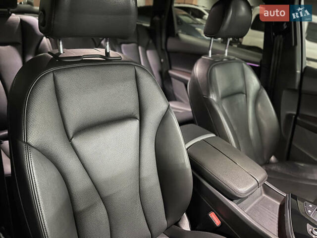 Черный Ауди Ку 7, объемом двигателя 2.97 л и пробегом 243 тыс. км за 33000 $, фото 38 на Automoto.ua