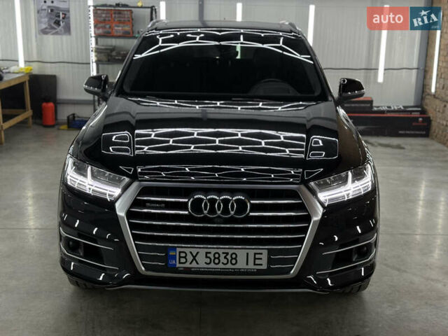 Чорний Ауді Ку 7, об'ємом двигуна 3 л та пробігом 238 тис. км за 30777 $, фото 7 на Automoto.ua