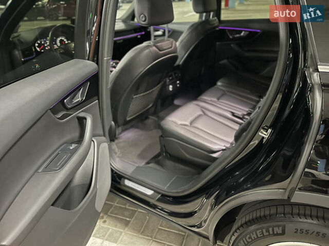 Черный Ауди Ку 7, объемом двигателя 2.97 л и пробегом 243 тыс. км за 33000 $, фото 32 на Automoto.ua