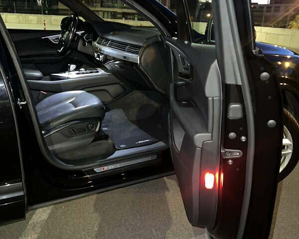 Чорний Ауді Ку 7, об'ємом двигуна 3 л та пробігом 152 тис. км за 39500 $, фото 76 на Automoto.ua