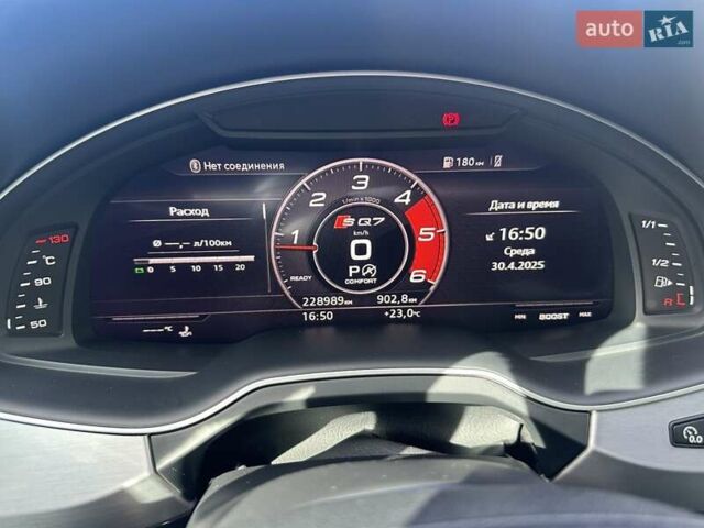 Черный Ауди Ку 7, объемом двигателя 2.97 л и пробегом 223 тыс. км за 39000 $, фото 2 на Automoto.ua