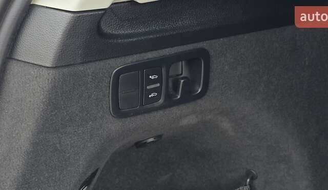 Черный Ауди Ку 7, объемом двигателя 2.97 л и пробегом 225 тыс. км за 35500 $, фото 90 на Automoto.ua