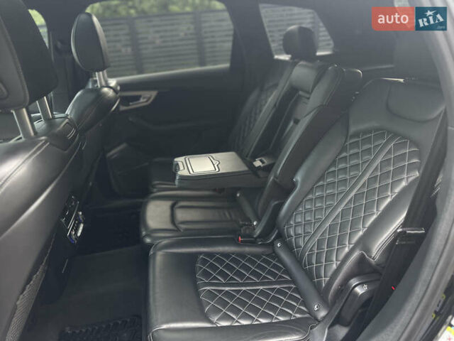 Чорний Ауді Ку 7, об'ємом двигуна 3 л та пробігом 260 тис. км за 33700 $, фото 16 на Automoto.ua