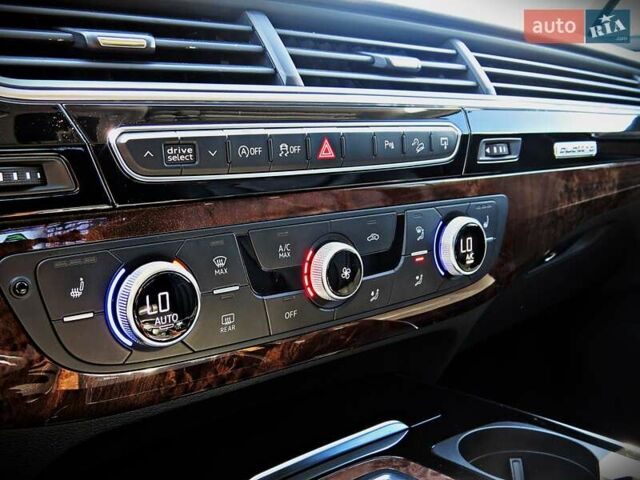 Чорний Ауді Ку 7, об'ємом двигуна 3 л та пробігом 166 тис. км за 31900 $, фото 13 на Automoto.ua