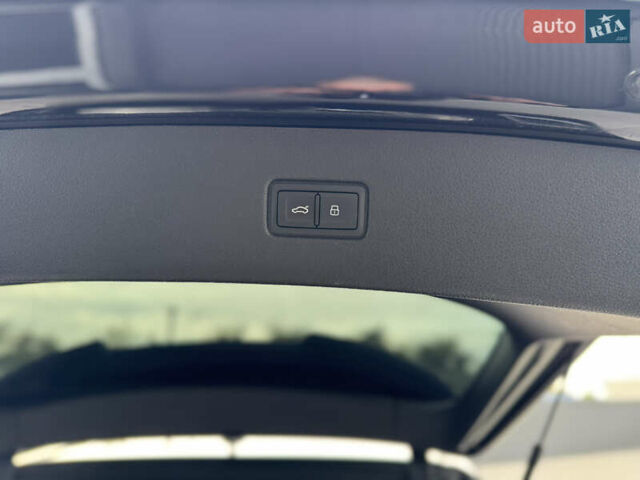 Чорний Ауді Ку 7, об'ємом двигуна 3 л та пробігом 133 тис. км за 37500 $, фото 87 на Automoto.ua