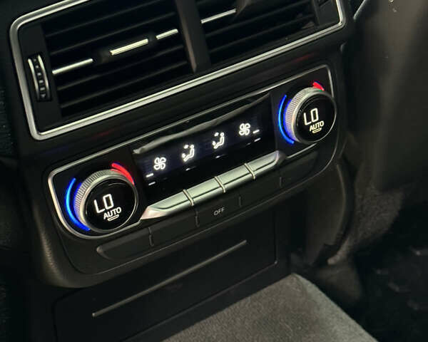 Черный Ауди Ку 7, объемом двигателя 3 л и пробегом 265 тыс. км за 24900 $, фото 12 на Automoto.ua