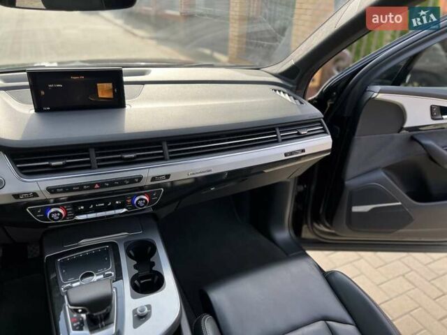 Ауді Ку 7 2016 у Хмельницькому на Automoto.ua Чорний Ауді Ку 7, об'ємом двигуна 2.97 л та пробігом 233 тис. км за 31900 $, фото 56 на Automoto.ua