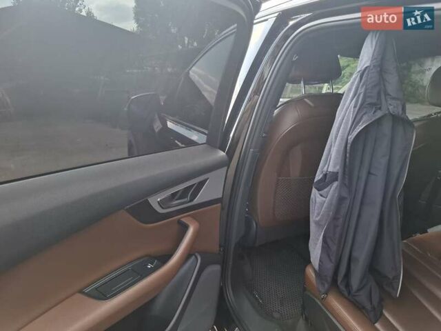 Чорний Ауді Ку 7, об'ємом двигуна 2.97 л та пробігом 260 тис. км за 35000 $, фото 9 на Automoto.ua