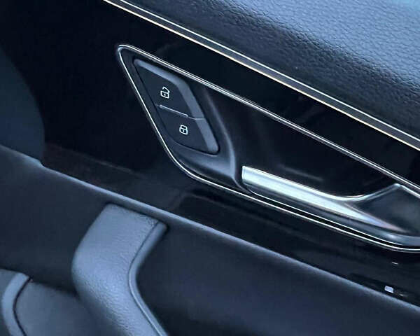 Чорний Ауді Ку 7, об'ємом двигуна 3 л та пробігом 209 тис. км за 27300 $, фото 37 на Automoto.ua