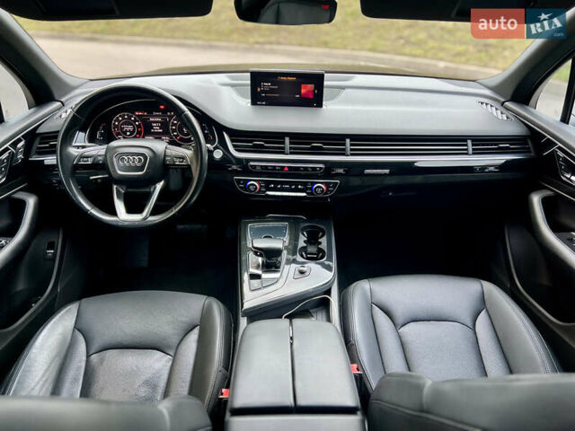 Ауди Ку 7 2016 в Ровно на Automoto.ua Черный Ауди Ку 7, объемом двигателя 3 л и пробегом 205 тыс. км за 21999 $, фото 6 на Automoto.ua