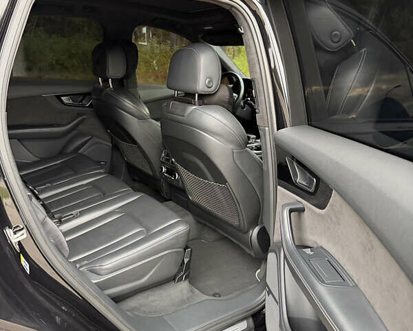 Чорний Ауді Ку 7, об'ємом двигуна 3 л та пробігом 178 тис. км за 48500 $, фото 24 на Automoto.ua