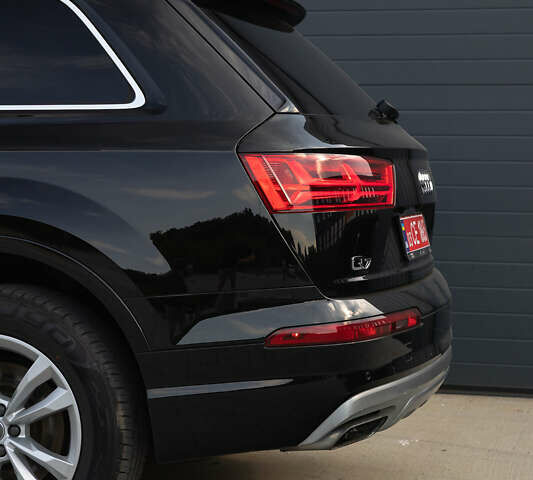 Чорний Ауді Ку 7, об'ємом двигуна 3 л та пробігом 151 тис. км за 22000 $, фото 10 на Automoto.ua