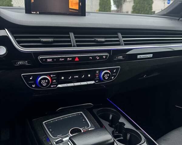 Черный Ауди Ку 7, объемом двигателя 3 л и пробегом 194 тыс. км за 25500 $, фото 19 на Automoto.ua