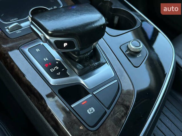 Черный Ауди Ку 7, объемом двигателя 3 л и пробегом 151 тыс. км за 27850 $, фото 16 на Automoto.ua