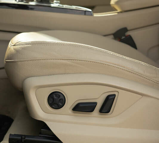 Чорний Ауді Ку 7, об'ємом двигуна 3 л та пробігом 151 тис. км за 22000 $, фото 86 на Automoto.ua