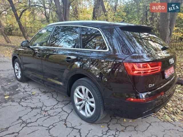 Ауді Ку 7 2016 у Каменце-Подольском на Automoto.ua Чорний Ауді Ку 7, об'ємом двигуна 3 л та пробігом 215 тис. км за 24500 $, фото 1 на Automoto.ua