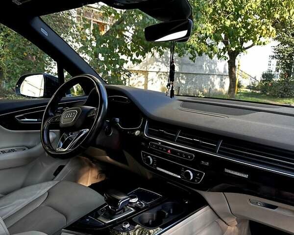 Черный Ауди Ку 7, объемом двигателя 3 л и пробегом 86 тыс. км за 34000 $, фото 16 на Automoto.ua