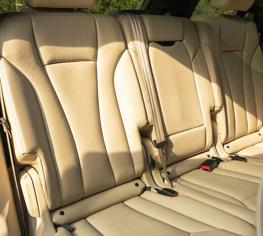 Чорний Ауді Ку 7, об'ємом двигуна 3 л та пробігом 151 тис. км за 22000 $, фото 75 на Automoto.ua