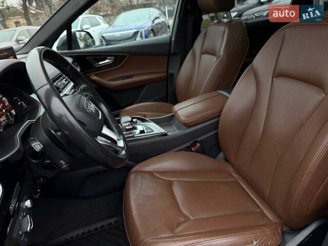 Черный Ауди Ку 7, объемом двигателя 3 л и пробегом 340 тыс. км за 25500 $, фото 14 на Automoto.ua