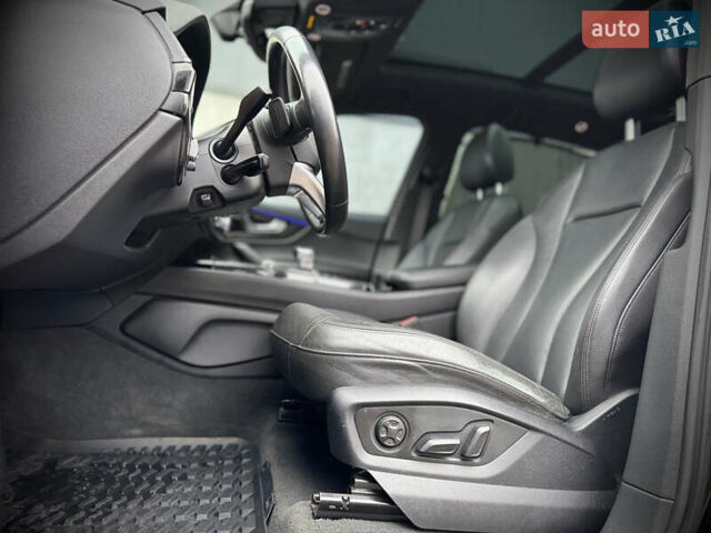 Черный Ауди Ку 7, объемом двигателя 3 л и пробегом 182 тыс. км за 28800 $, фото 59 на Automoto.ua