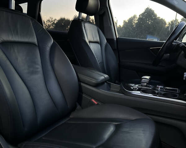 Ауді Ку 7 2016 у Києві на Automoto.ua Чорний Ауді Ку 7, об'ємом двигуна 3 л та пробігом 210 тис. км за 22488 $, фото 37 на Automoto.ua