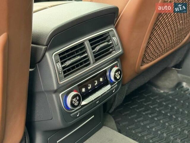 Черный Ауди Ку 7, объемом двигателя 3 л и пробегом 340 тыс. км за 25500 $, фото 48 на Automoto.ua