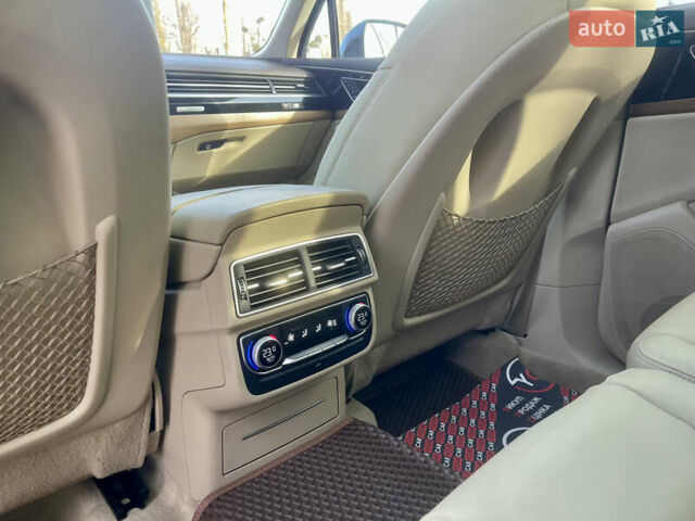 Чорний Ауді Ку 7, об'ємом двигуна 3 л та пробігом 207 тис. км за 23900 $, фото 32 на Automoto.ua