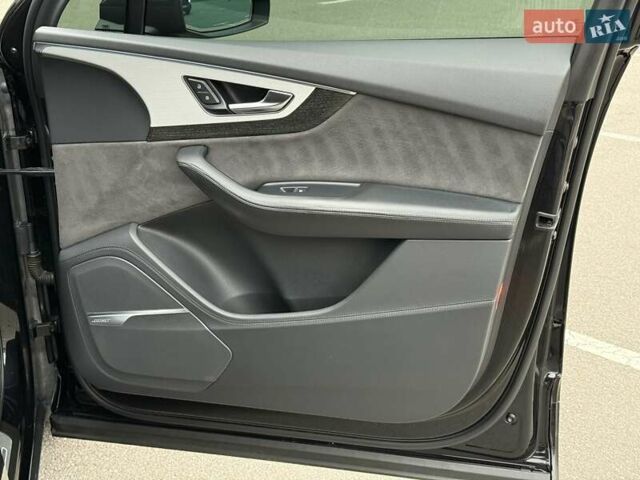 Черный Ауди Ку 7, объемом двигателя 3 л и пробегом 157 тыс. км за 44500 $, фото 157 на Automoto.ua