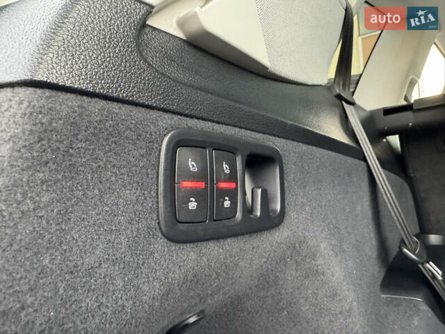 Ауди Ку 7 2016 в Львове на Automoto.ua Черный Ауди Ку 7, объемом двигателя 3 л и пробегом 155 тыс. км за 28999 $, фото 106 на Automoto.ua