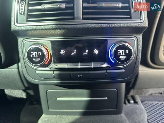 Черный Ауди Ку 7, объемом двигателя 2.97 л и пробегом 223 тыс. км за 39000 $, фото 1 на Automoto.ua