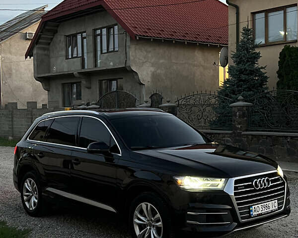 Черный Ауди Ку 7, объемом двигателя 3 л и пробегом 200 тыс. км за 23700 $, фото 1 на Automoto.ua
