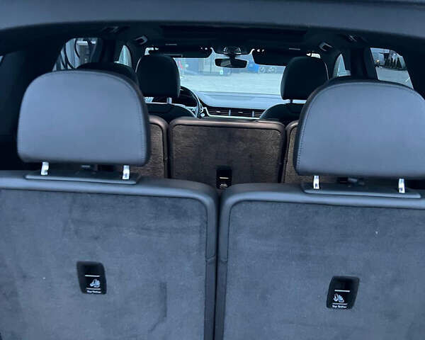 Чорний Ауді Ку 7, об'ємом двигуна 3 л та пробігом 209 тис. км за 27300 $, фото 35 на Automoto.ua