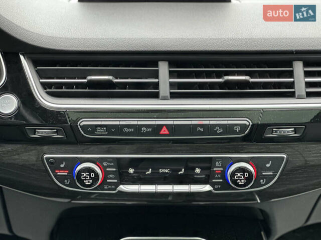 Чорний Ауді Ку 7, об'ємом двигуна 3 л та пробігом 200 тис. км за 23000 $, фото 18 на Automoto.ua