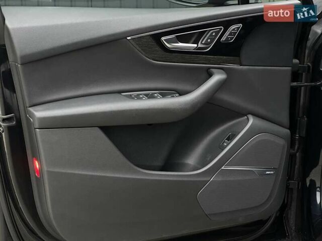 Черный Ауди Ку 7, объемом двигателя 3 л и пробегом 211 тыс. км за 26900 $, фото 30 на Automoto.ua