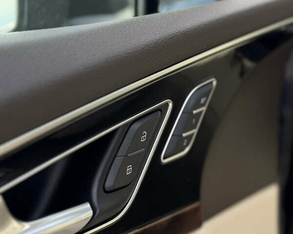 Черный Ауди Ку 7, объемом двигателя 3 л и пробегом 250 тыс. км за 27500 $, фото 21 на Automoto.ua