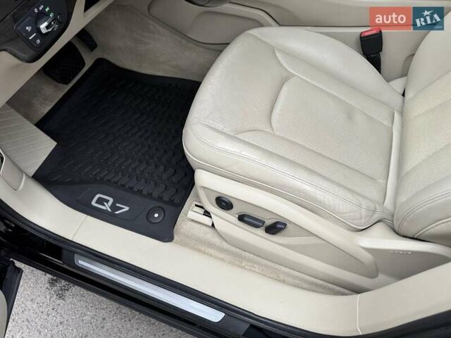Черный Ауди Ку 7, объемом двигателя 3 л и пробегом 124 тыс. км за 30800 $, фото 12 на Automoto.ua