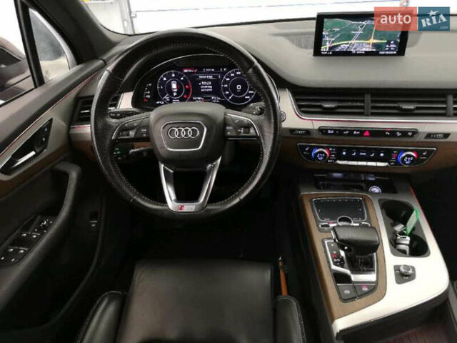 Черный Ауди Ку 7, объемом двигателя 2.97 л и пробегом 280 тыс. км за 35500 $, фото 9 на Automoto.ua