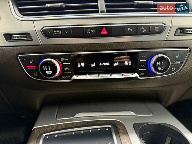 Черный Ауди Ку 7, объемом двигателя 3 л и пробегом 249 тыс. км за 28000 $, фото 25 на Automoto.ua