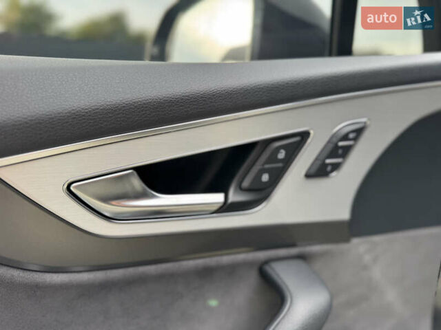 Чорний Ауді Ку 7, об'ємом двигуна 3 л та пробігом 133 тис. км за 37500 $, фото 60 на Automoto.ua