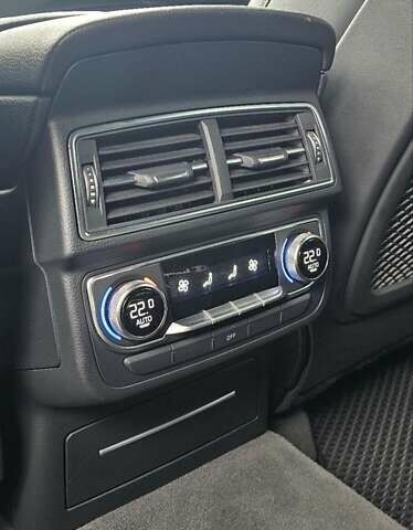 Черный Ауди Ку 7, объемом двигателя 2.97 л и пробегом 223 тыс. км за 39000 $, фото 34 на Automoto.ua