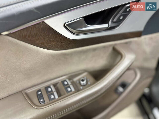 Черный Ауди Ку 7, объемом двигателя 3 л и пробегом 249 тыс. км за 28000 $, фото 23 на Automoto.ua