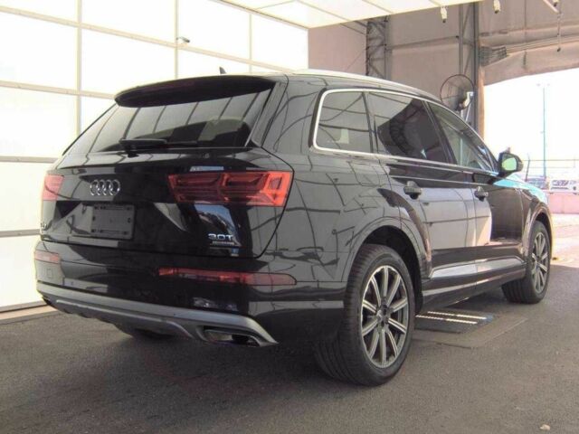 Ауди Ку 7 2016 в Ровно на Automoto.ua Черный Ауди Ку 7, объемом двигателя 3 л и пробегом 166 тыс. км за 19800 $, фото 5 на Automoto.ua