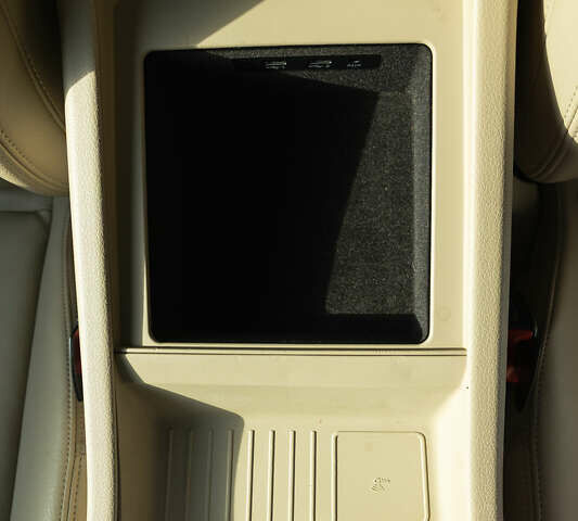 Чорний Ауді Ку 7, об'ємом двигуна 3 л та пробігом 151 тис. км за 22000 $, фото 80 на Automoto.ua